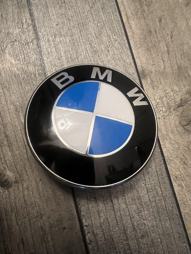 Bmw bonnet badge - badge, type)